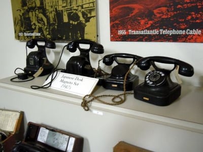 1940s Japanese Desk Magneto phone Set